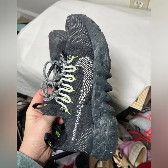 Nike Black Volt Space Hippie 01 Sz 4.5 M or 6 W EUC