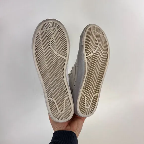 Nike Blazer Mid 77 LX women's size 7 white leather suede athletic sneakers