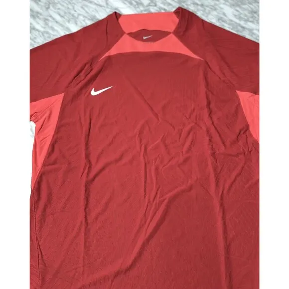 Nike Dri-FIT ADV Vapor knit IV US RED SS Knit Soccer Jersey Men’s Large DR0671