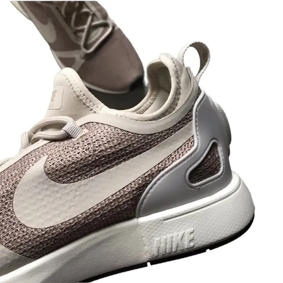 Nike Duel Racer sneakers