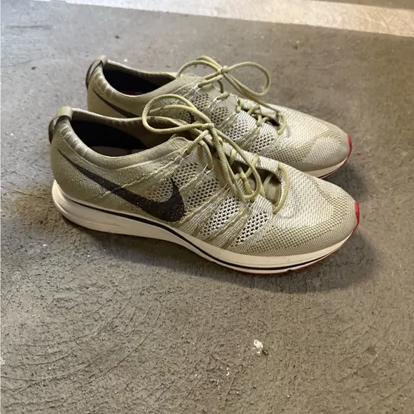 Nike Flyknit Racer Olive Black Sneakers