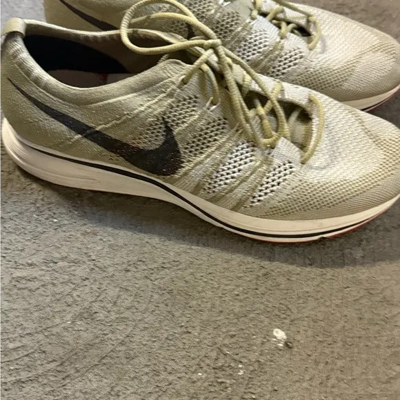 Nike Flyknit Racer Olive Black Sneakers