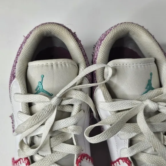 Nike Jordan 1 Low Retro Knit SE Light Bordeuax Kids Girls Size 6.5 WM's Size 8