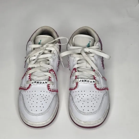 Nike Jordan 1 Low Retro Knit SE Light Bordeuax Kids Girls Size 6.5 WM's Size 8