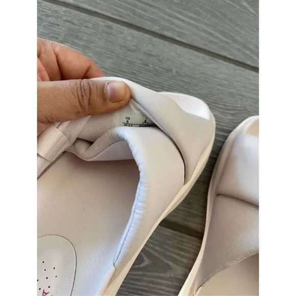 NIKE JORDAN Sophia Light Soft Pink Platform Slides Size 6 NWT