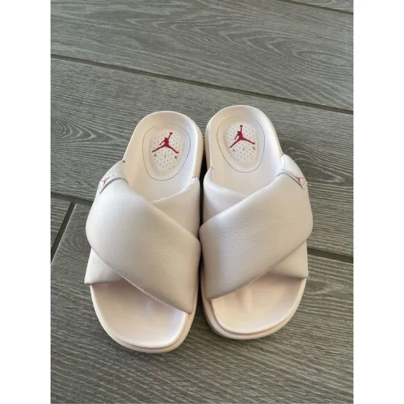 NIKE JORDAN Sophia Light Soft Pink Platform Slides Size 6 NWT