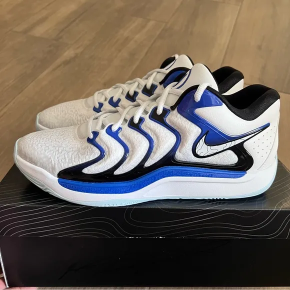 Nike KD 17