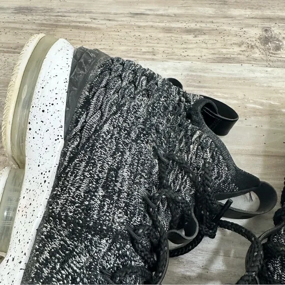 Nike LeBron 15 Black‎ and White Sneakers