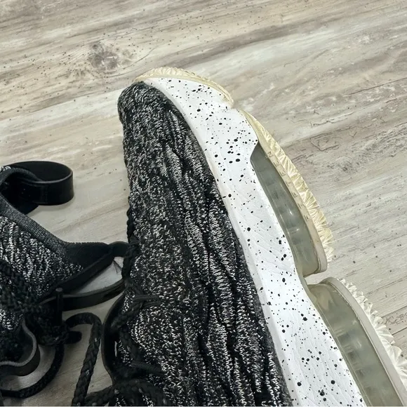 Nike LeBron 15 Black‎ and White Sneakers