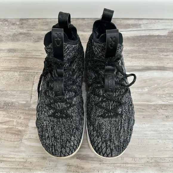 Nike LeBron 15 Black‎ and White Sneakers