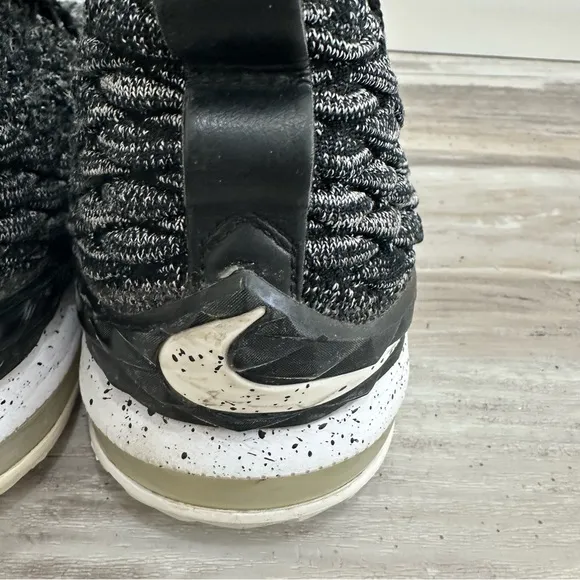Nike LeBron 15 Black‎ and White Sneakers