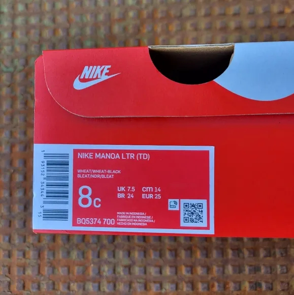 Nike Manoa Boots