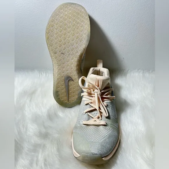 Nike Metcon Flyknit 3 Metallic Sneakers Size 8.5