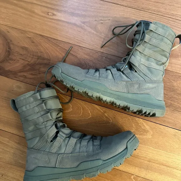 Nike SFB tactical boots mens
