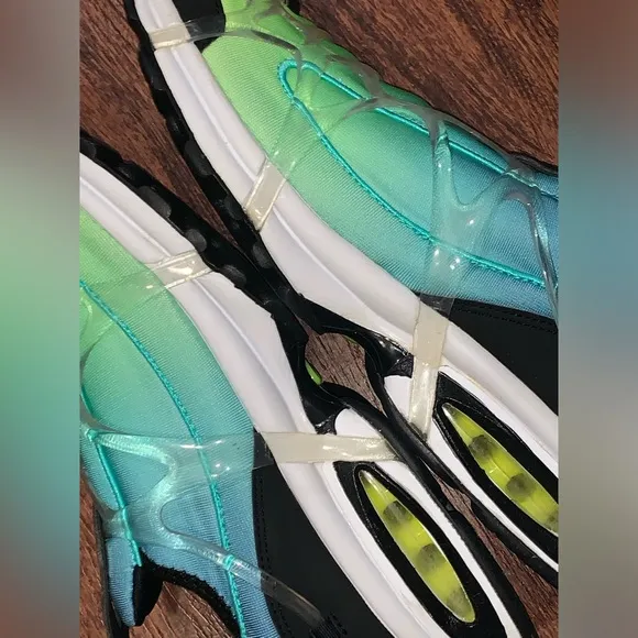Nike size 10 athletic running shoes