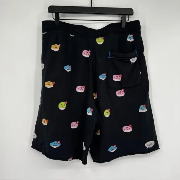NIKE Sportswear AOP Moji Alumni Shorts  Black Emoji Air Max Loose Fit Men's