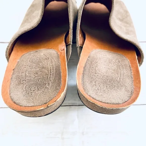Nine West Vintage America Collection  Clogs Size 8