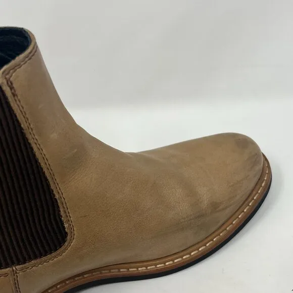 Nisolo Carmen Chelsea Boots 7.5 almond taupe neutral leather