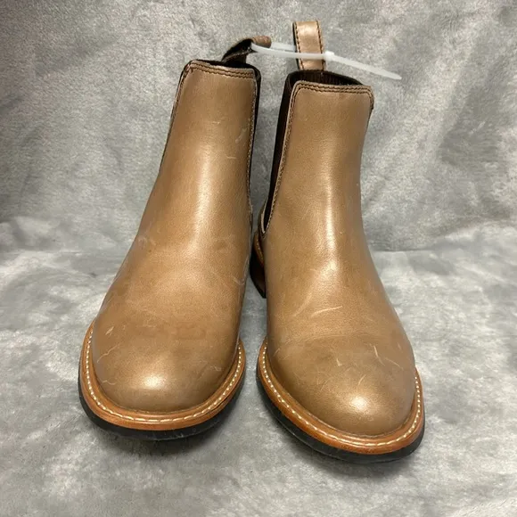 Nisolo Carmen Chelsea Boots Size 6.5