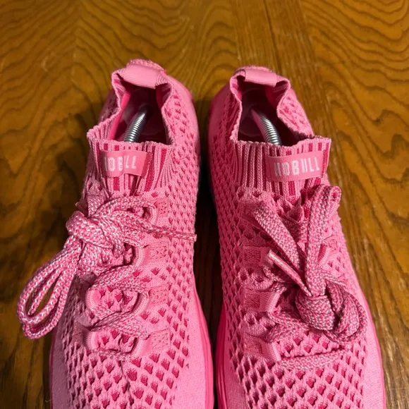 No Bull Knit Runner Pink Sneakers Women's 12 or Men's 10.5 Lightweight Athletic