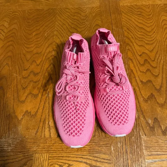 No Bull Knit Runner Pink Sneakers Women's 12 or Men's 10.5 Lightweight Athletic