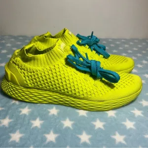 NoBull neon lime knit runners 12.5