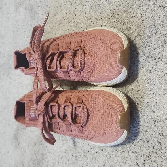 NOBULL Project Diamond Knit Runner Sneakers Unisex Coral Size M8/W9.5