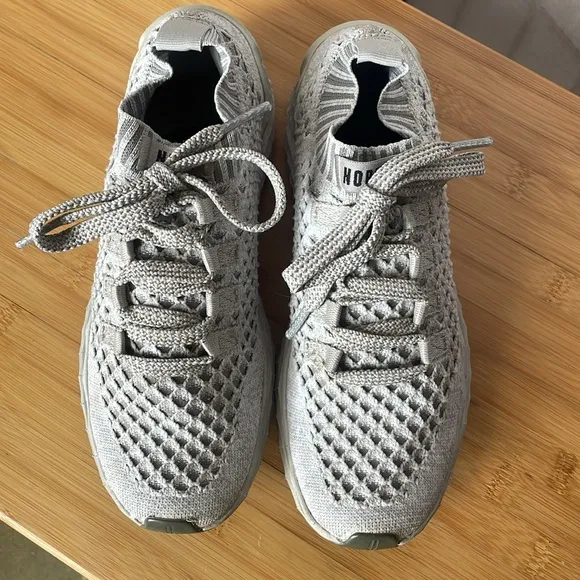 NOBULL Women’s Aspire Silver &amp; Greg Knit Running Sneakers (Size: 5.5)