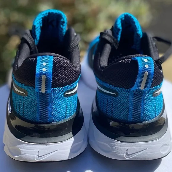 NW Nike React Infinit Flyknit Running Sneakers Sz 8.5