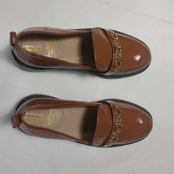NWNT SAM EDELMAN Stylish Brown Loafers with Gold Chain 7.5M
