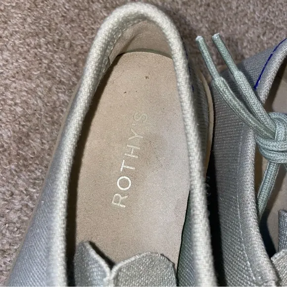 NWOB Men’s Rothy Monty Sneakers