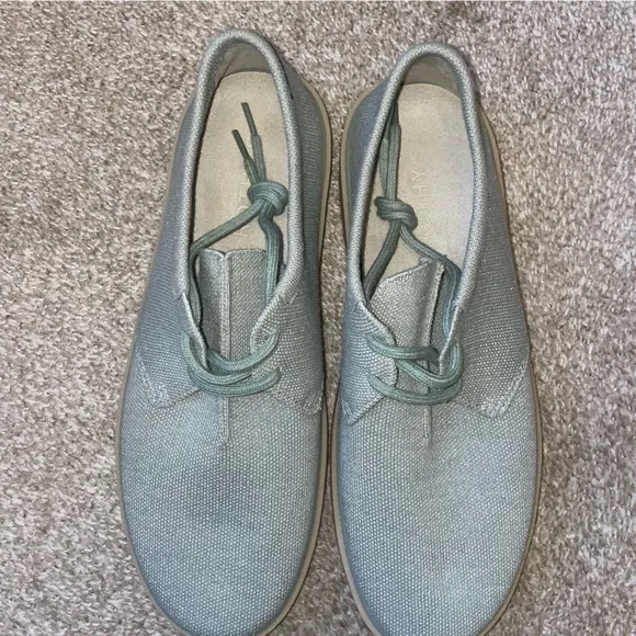 NWOB Men’s Rothy Monty Sneakers