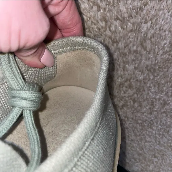 NWOB Men’s Rothy Monty Sneakers
