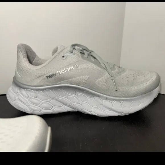 NWOB New Balance Fresh Foam X Kaiha Road Running Shoes Sneakers Womans 10.5 Wide