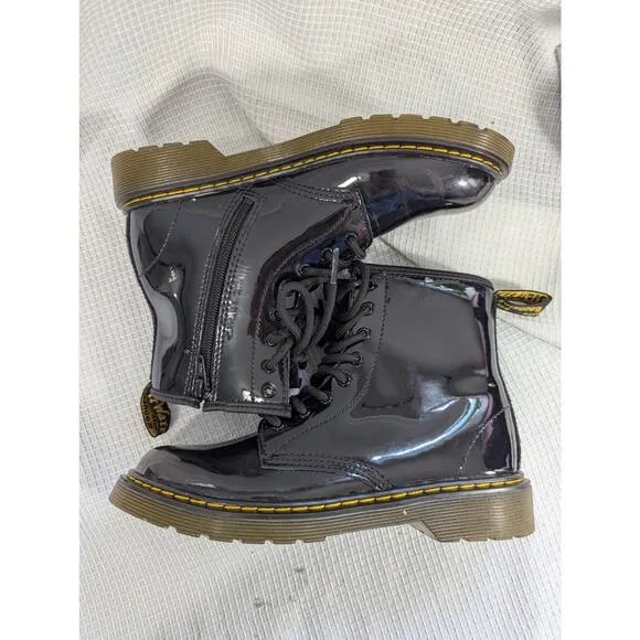 NWOT! DOC MARTENS! BLACK PATENT LEATHER RUBBER SOLE SIDE ZIP BOOTS! SZ W-5, M-4