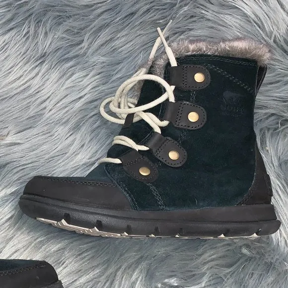 NWOT SOREL Explorer Joan Boot, Black Size 5 - Warm &amp; Cozy!‎