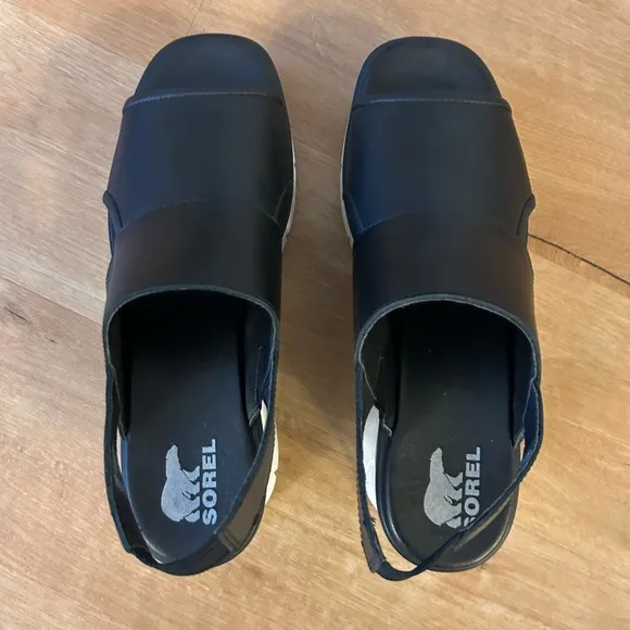 NWOT Sorel Joanie III Slingback Wedge Sandal