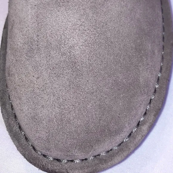 🔥NWOT🔥 UGG CLASSIC UNLINED MINI CHARCOAL BOOTS W6