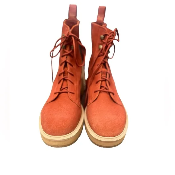 NWOT Women’s Sorel Hi-Line Waterproof Lace-Up Boots – Warp Red – Sz 10