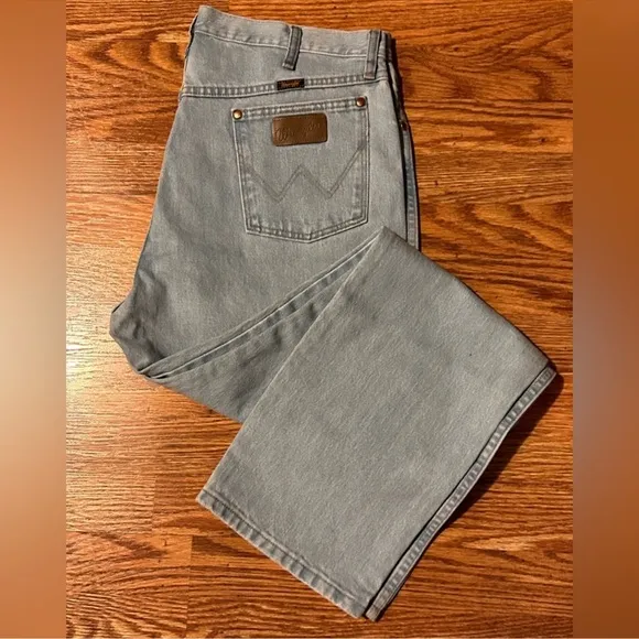 NWOT Wrangler Jeans For Men Size 38W