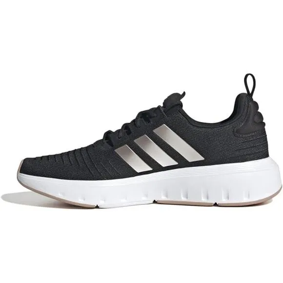 NWT adidas Women's Swift Run 23 Sneaker,Black/Champagne Metallic/White-Size 7.5