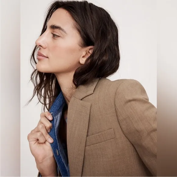 NWT! Banana Republic Heather Camel Siena Relaxed Italian Wool Blazer- TALL SIZES
