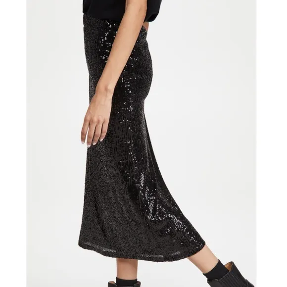 NWT BB Dakota by Steve Madden Starry Night Skirt Size S