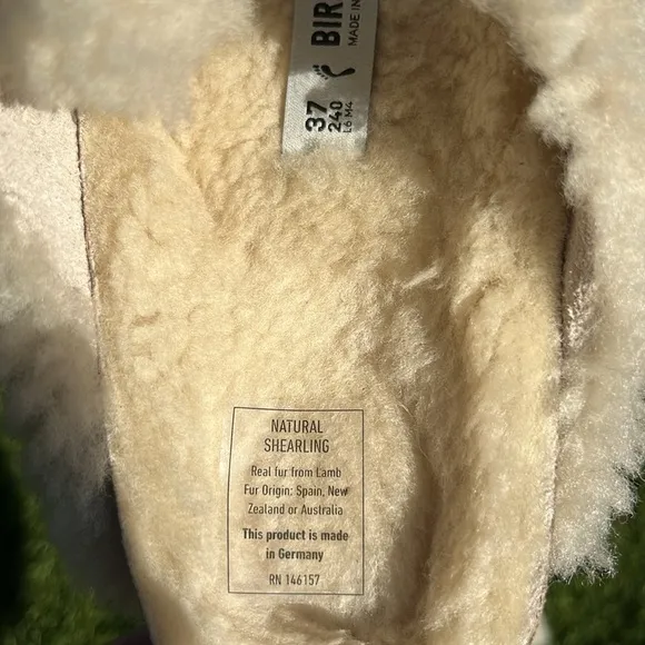 NWT BIRKENSTOCKS BIG BUCKLE Teddy Faux Fur Sandals!