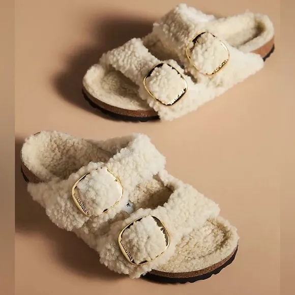 NWT BIRKENSTOCKS BIG BUCKLE Teddy Faux Fur Sandals!
