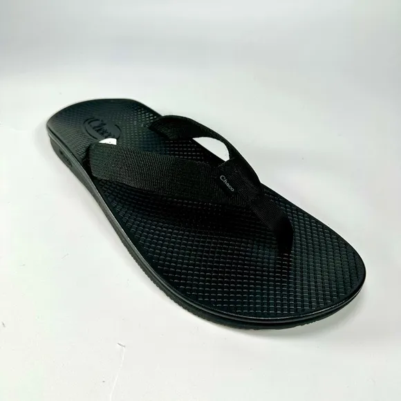 NWT Chaco Men's Black Classic Flip Flop Sandals
