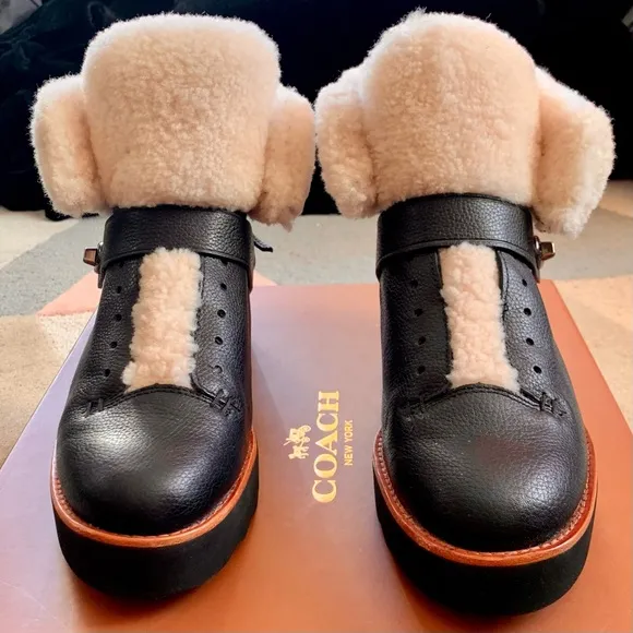 NWT Coach Shearling Boots Urban Hiker Leather Turnlock Platform Sneaker 10