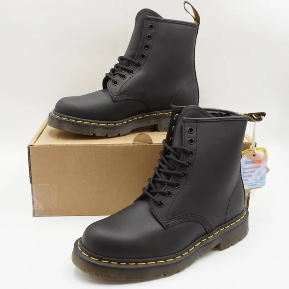 NWT Dr. Martens 1460 Slip Resistant Leather Lace Up Boots in Black - US Men's 8