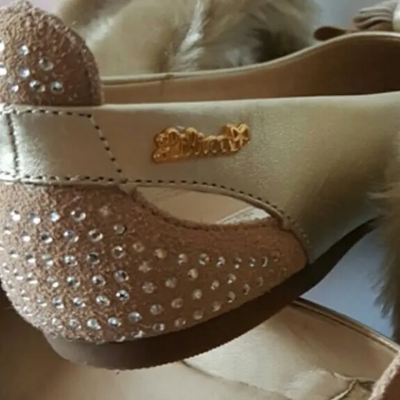🎀NWT Girls Lilica Ripilica gold flats w/Fur 2Y -Baby Boutique Top