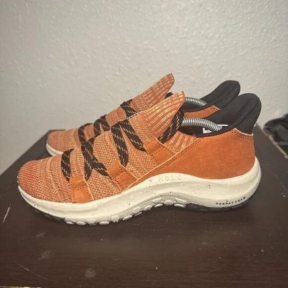 NWT HOLO Sneakers Women's Maverick Knit Lace Up Sneakers Size 7.5 Clay Color New